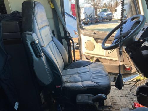2013 Volvo VNL Left Seat, Mechanical Suspension