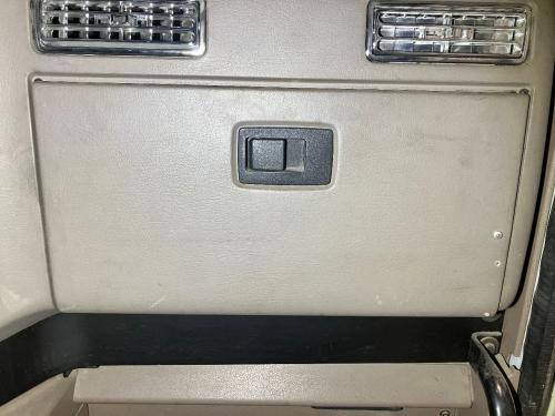 International 9200 Dash Panel: Glove Box