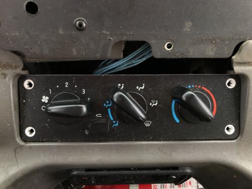 2006 Freightliner M2 106 Heater & AC Temp Control: 3 Knobs, 1 Button