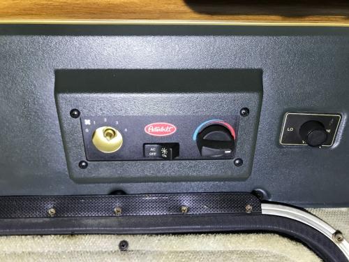 1999 Peterbilt 379 Control: Does Not Include Fan Knob