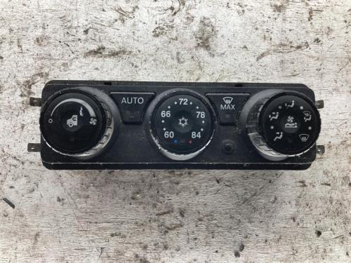 2015 Kenworth T680 Heater & AC Temp Control: 3 Knob, 5 Buttons
