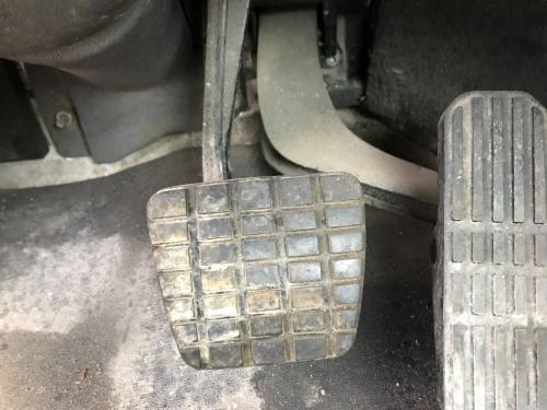 2007 Freightliner COLUMBIA 112 Foot Control Pedals