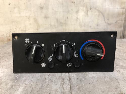2006 Kenworth T600 Heater & AC Temp Control: 3 Knobs, 2 Buttons