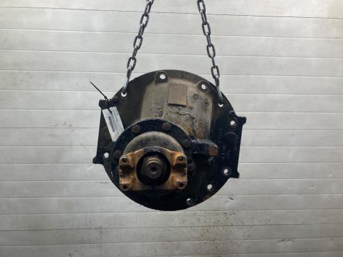 Meritor RR20145 Rear Differential/Carrier | Ratio: 5.57 | Cast# 3200r1864