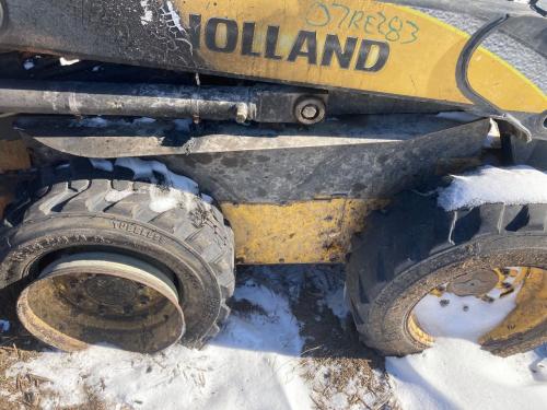 2007 New Holland L175 Right Fender: P/N 87058956