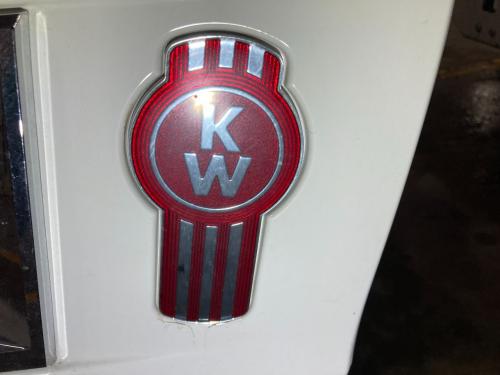 2021 Kenworth T880 Emblem