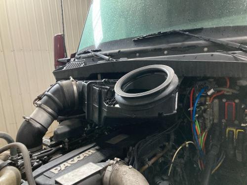 2019 Kenworth T680 10-inch Poly Donaldson Air Cleaner
