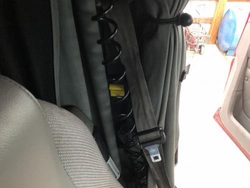 2015 Kenworth T680 Left Seat Belt Assembly