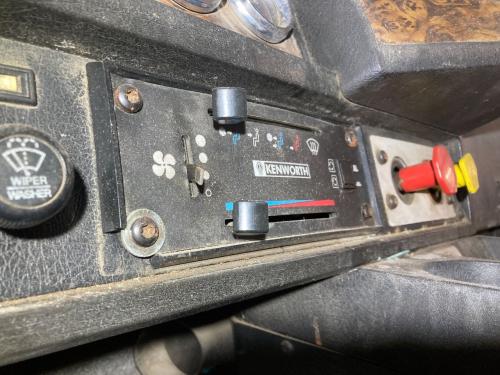 1997 Kenworth W900B Heater & AC Temp Control: Lh Lower Corner Broken Off, Fan Speed Slider Cap Missing