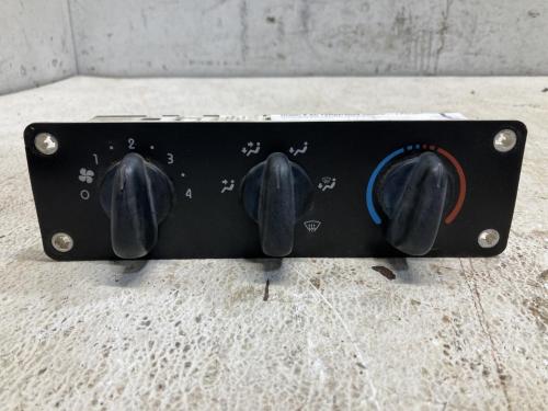 2007 Freightliner M2 106 Heater & AC Temp Control: 3 Knobs (Fan Speed, Zone Control, Temperature)
 | P/N A22-57054-002