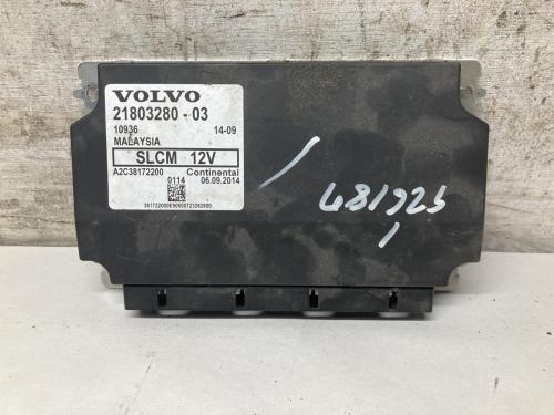 2015 Volvo VNL Light Control Module | P/N 21803280-03 | 4 Plugs