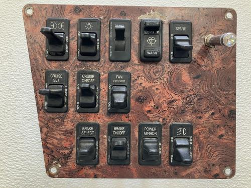 International 9900 Dash Panel: 	 Switch Panel