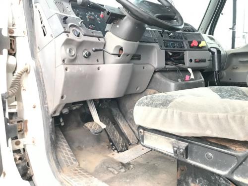 2000 Sterling A9513 Dash Assembly