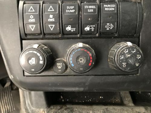 2019 International LT Heater & AC Temp Control: 3 Knobs, 3 Buttons