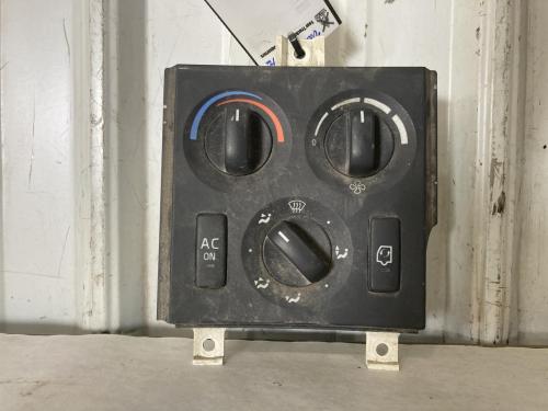 2012 Volvo VNL Heater & AC Temp Control: 3 Knobs, 2 Buttons | P/N 21326144