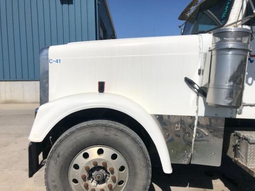 Hood, 1999 Freightliner CLASSIC XL : White