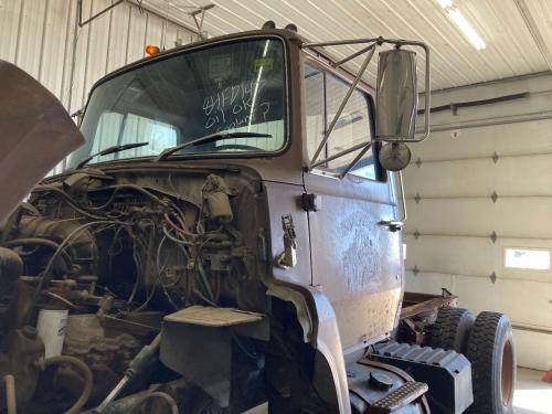 For Parts Cab Assembly, 1984 Ford L9000 : Day Cab