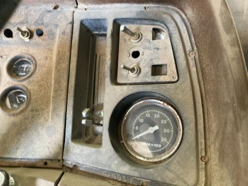 Ford L9000 Dash Panel: Gauge And Switch Panel