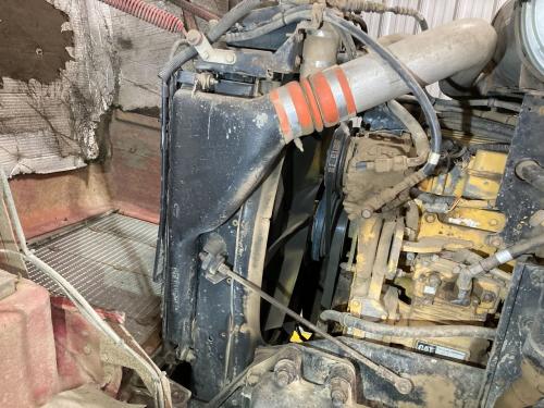 2000 Kenworth T800 Cooling Assembly. (Rad., Cond., Ataac)