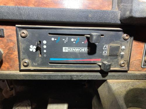 2000 Kenworth T800 Heater & AC Temp Control: 3 Slides And 1 Button, Missing Fan Speed Slide Tip