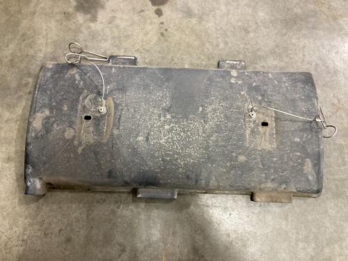 2022 Freightliner CASCADIA Battery Box Cover: P/N 66-01633-000