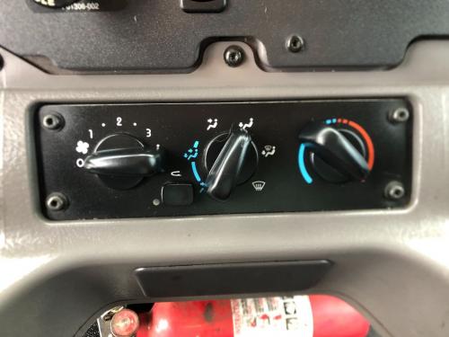 2018 Freightliner M2 106 Heater & AC Temp Control: 3 Knobs 1 Button