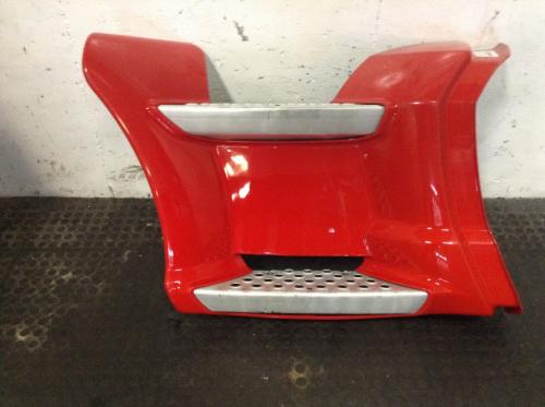2010 Kenworth T660 Right Red Chassis Fairing | Length: 40  | Wheelbase: 234
