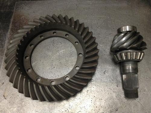 Spicer N400 Ring Gear And Pinion: P/N 1665342C91